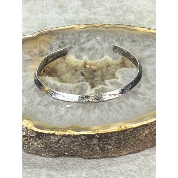 Vintage Carinated Native American Sterling Silver Cuff Bracelet Jewelry 11.5g - Picture 11 of 14
